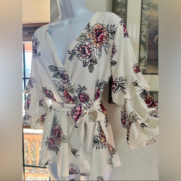 Maurices Ruffled Sleeve Floral Blouse - Picture 1 of 6